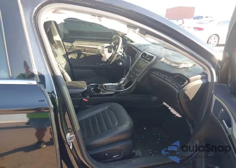 2016 Ford Fusion Se z USA, uszkodzony, nr VIN 3FA6P0H94GR348747